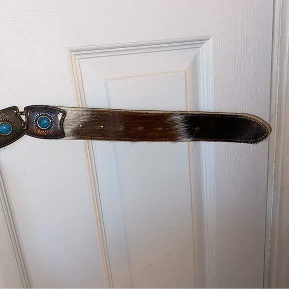 COPY - Vintage Spanish / Balearic Cowhide Belt with Turquoise and Silver Hardwa… - Picture 4 of 7
